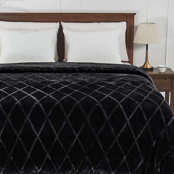 Other - Black King Size Bed Plush Diamond Textured Soft Velvety Velour Blanket Goth New